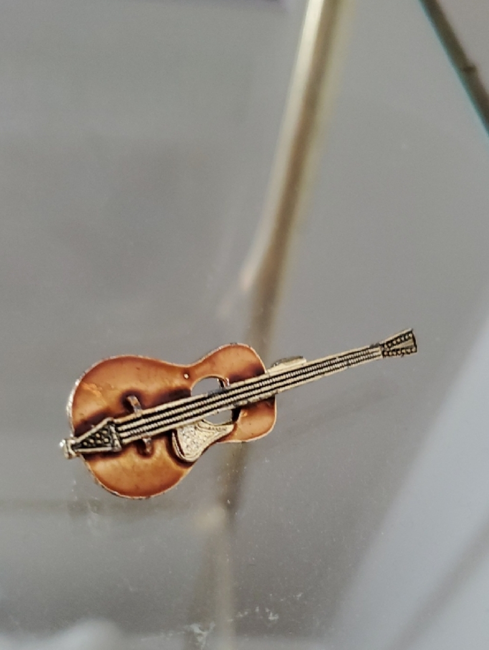 Vintage Violin Gerry Guitar Brooch Pin Brown Gold Tone